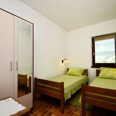 Tena Appartement *