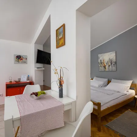 Appartement Tena *