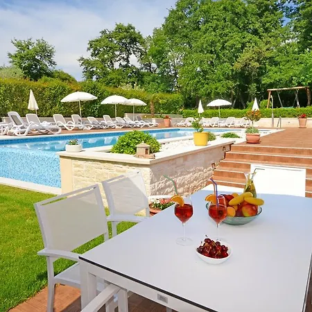 Appartement Tena *